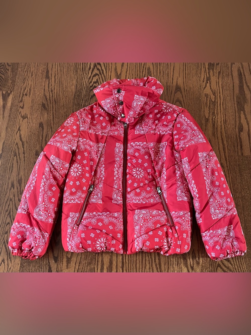 Coffee Shop New York Women’s Puffer Jacket - Size XS